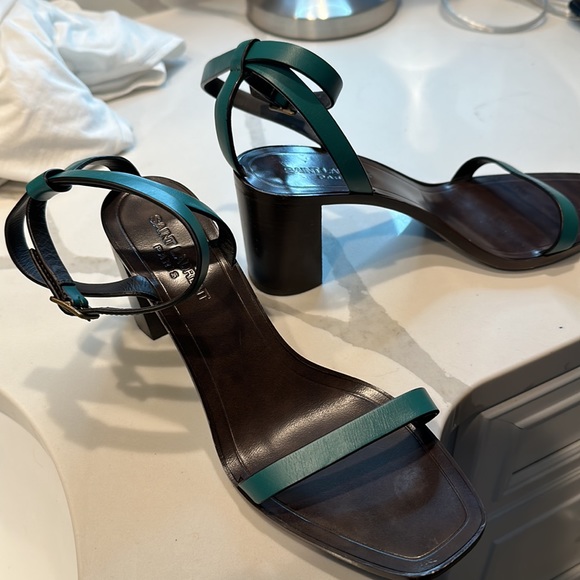 Saint Laurent green strapped sandals-size 39  no dust bag worn once - Picture 2 of 2